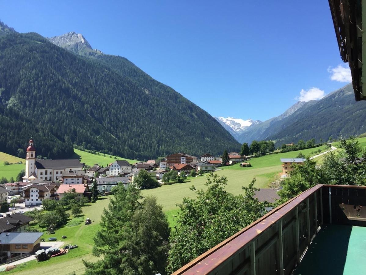 Pension Terra Neustift im Stubaital Buitenkant foto
