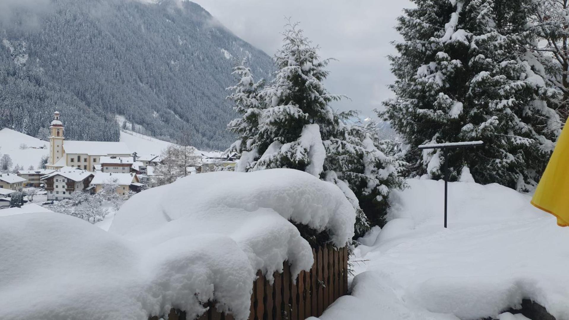 Pension Terra Neustift im Stubaital Buitenkant foto