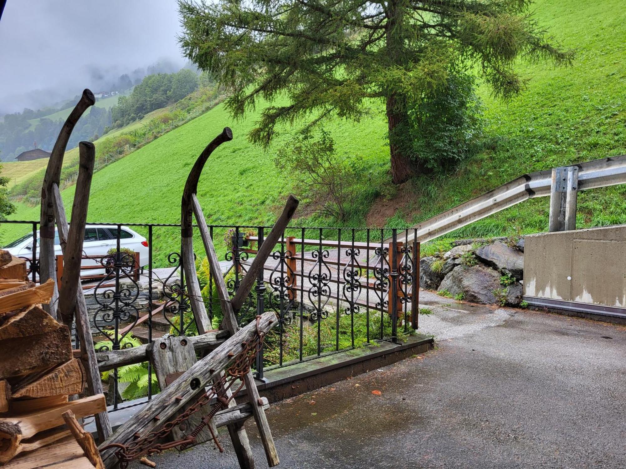 Pension Terra Neustift im Stubaital Buitenkant foto