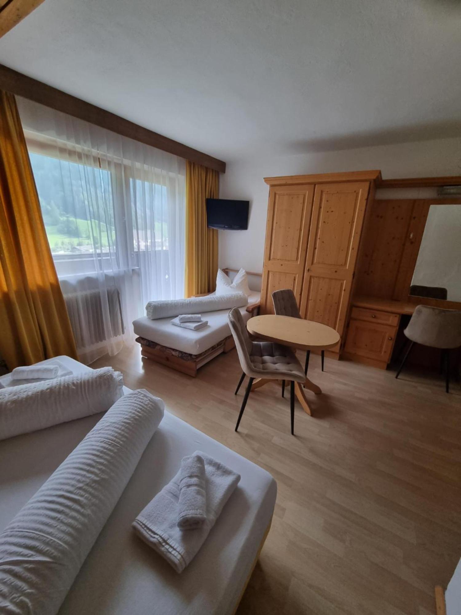 Pension Terra Neustift im Stubaital Buitenkant foto