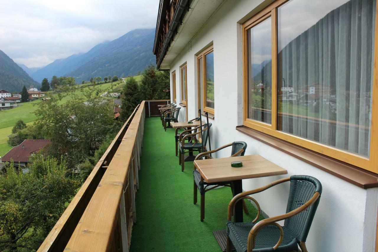 Pension Terra Neustift im Stubaital Buitenkant foto